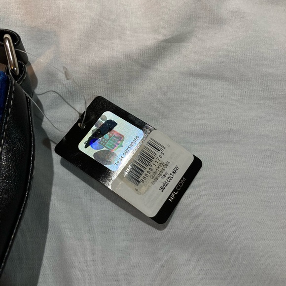 Women’s Indianapolis Colts Quilted Hobo Purse, small/medium, NWT! - Picture 4 of 11